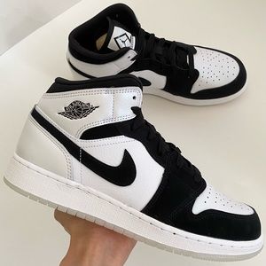 NEW Air Jordan 1 Mid GS Diamond
